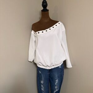 Jennifer Lopez White Off-Shoulder Blouse with Button Detail